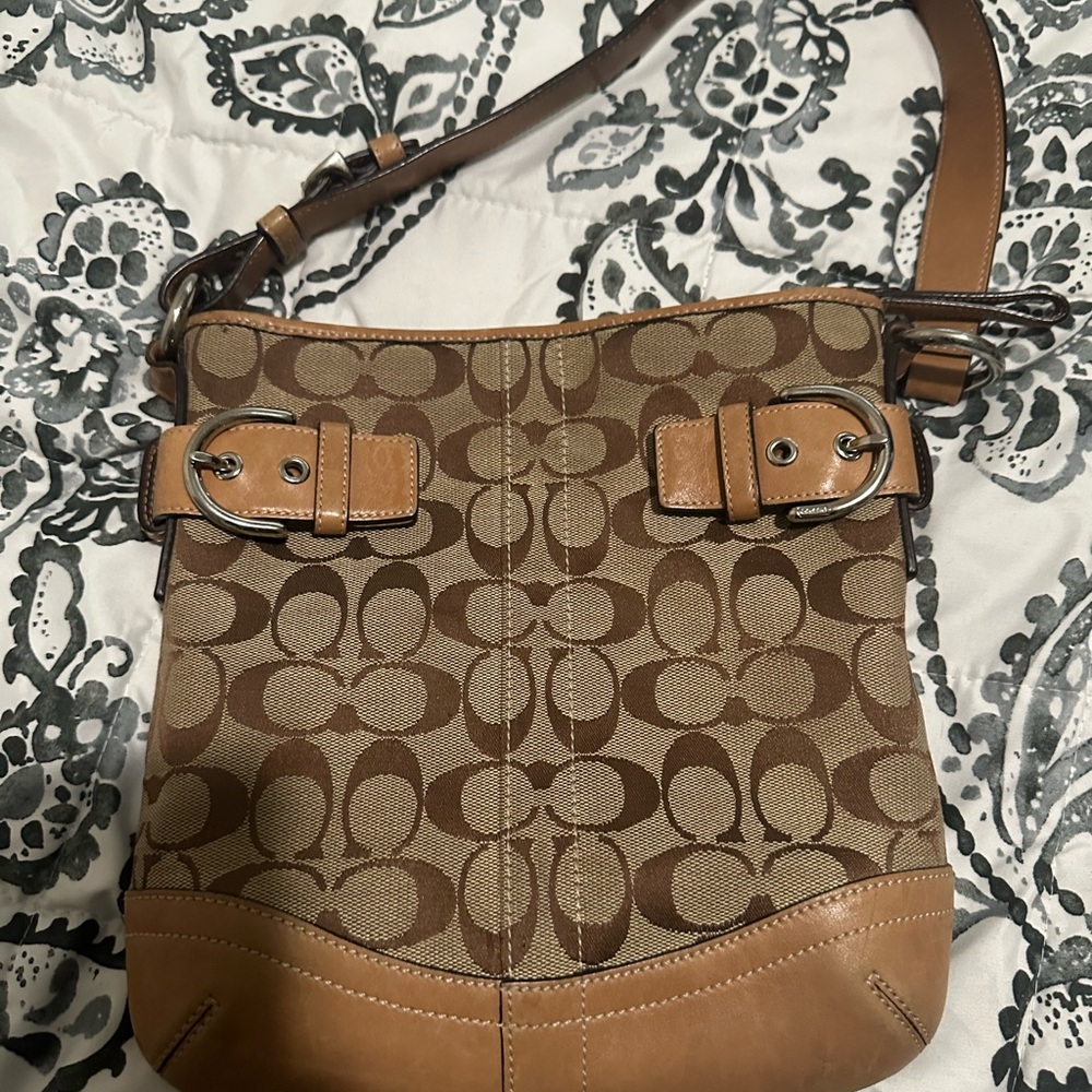 Coach shoulder bag
